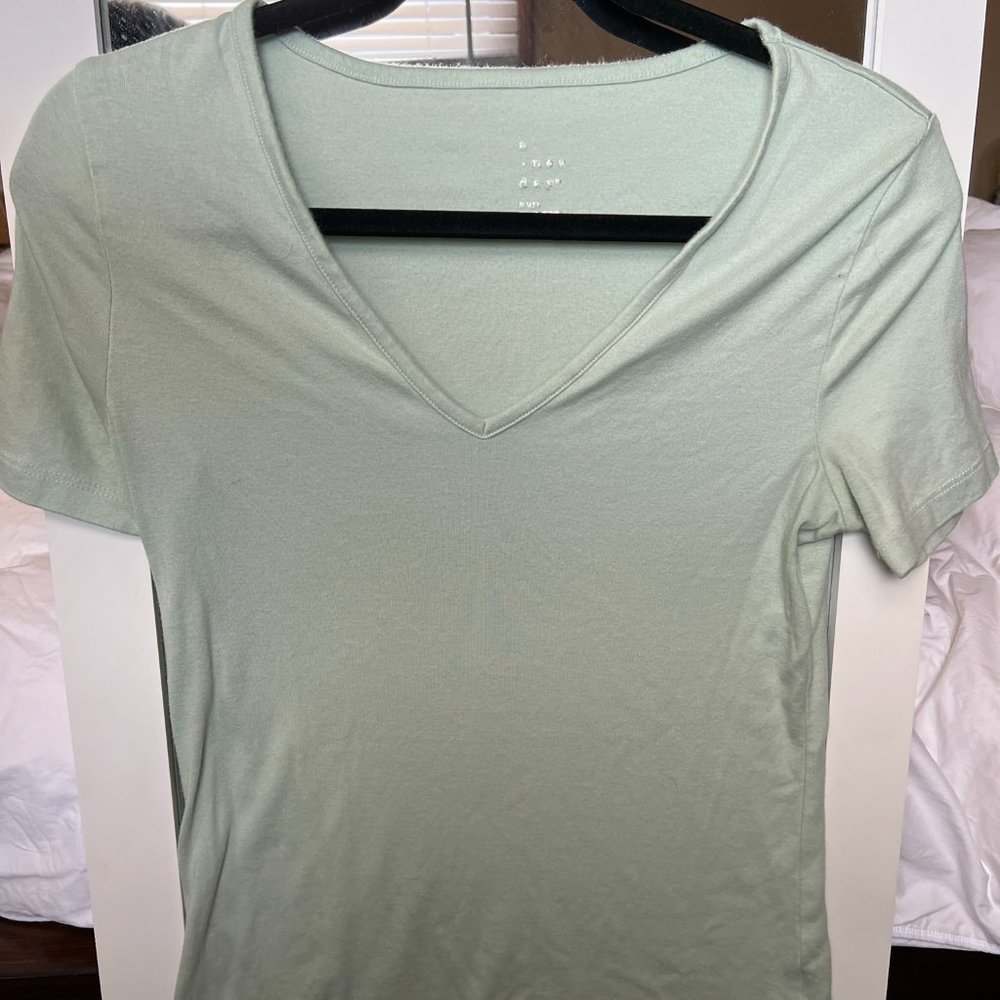 Basic mint tee